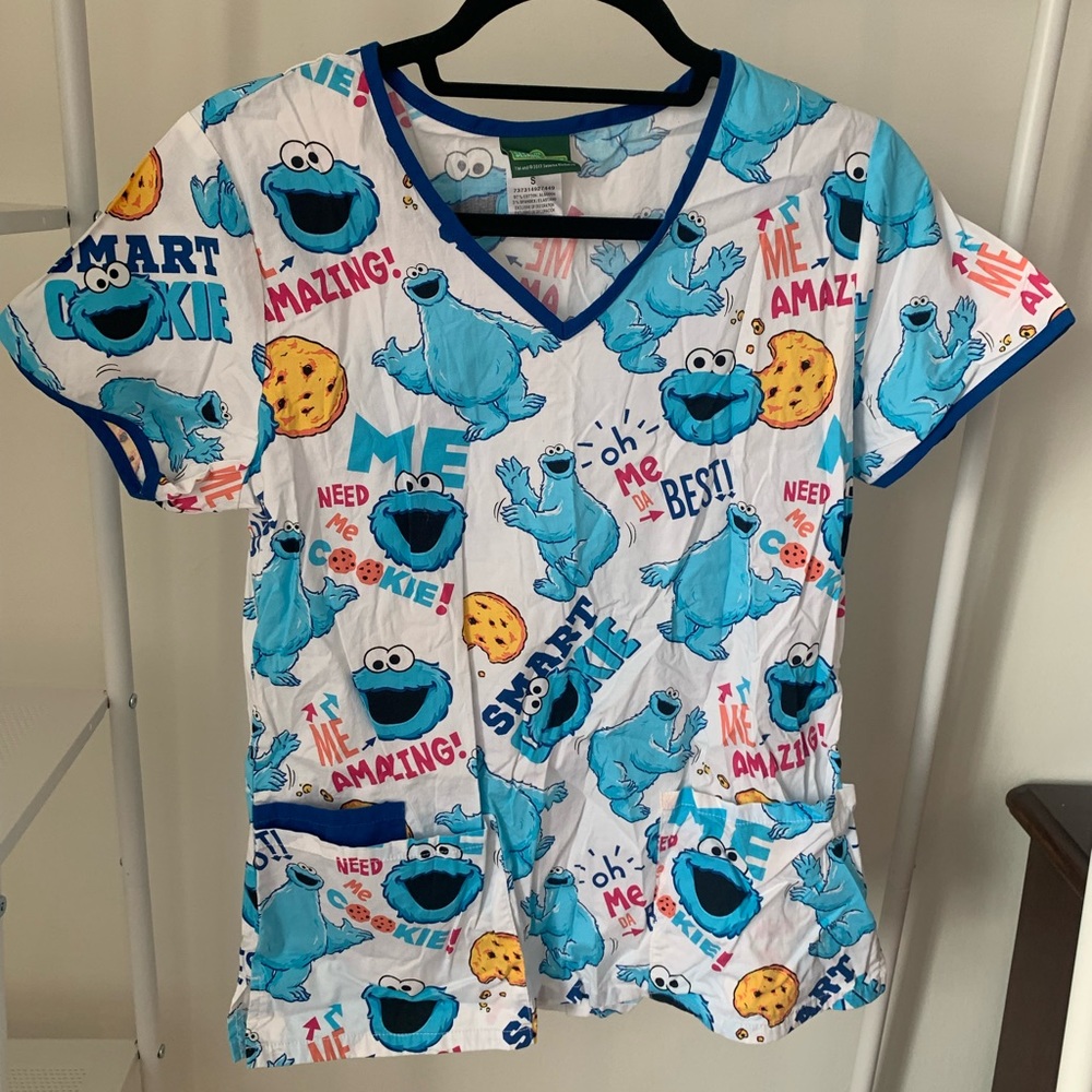 Scrub top